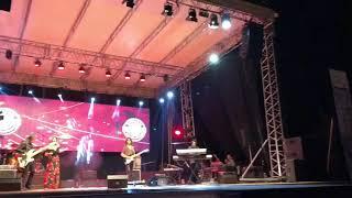 Woman in love ( Barbra Streisand ft Bee Gees ) cover Giada with tribut band Tree Gees