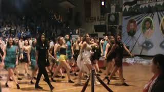 Senior Blue Girls dance