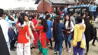 School girls dance video #funny #shivendra #shivendraguptaallmixing #comedy #Entertainment #funny