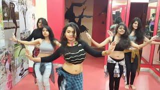 Hot Desi Girls Dance Video | Nikle Currant - Neha Kakkar , Jassi Gill