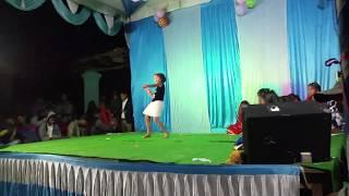 dilbar dilbar hindi songs || stage melody video || Small girls dance by dilbar song ||
