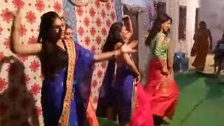 Best Friends Dance with Bridal | Ladies Sangeet Dance 2018|Girls Dance in Friend Marriage
