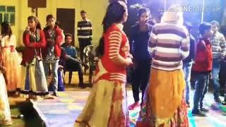 Desi dance on stage || meenawati girls dance video || desi dance || marriage group dance on stage