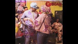 Taye Currency Vs Female Fans In Dance Competition At Popular Actress,kemi's Movie Premiere,Elegbenla