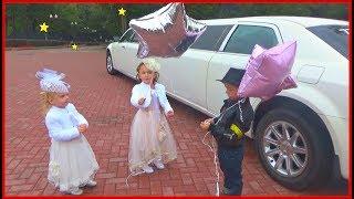 Three Little girls dresses up and does makeup * Funny video for kids***1 000 000 subscribers