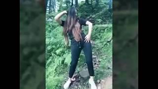 Cute girls dance performance on sapna chaudhary haryanvi songs.
