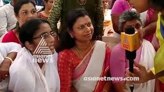 Women congress leaders participating in Nun's protest